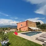 Sotto Colle - E Villa *
