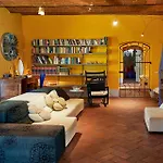 Sotto Colle - E Villa